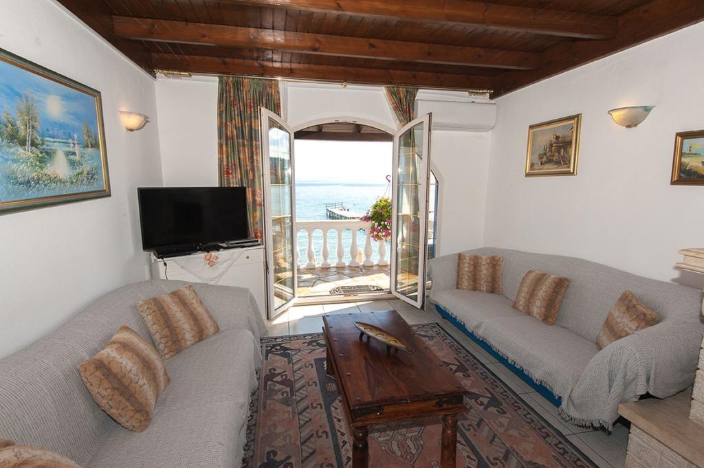 Sweet Memories Beach Houses Mesongí Exterior photo